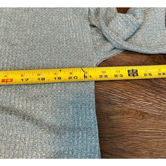 CYRUS Waffle Knit 3/4 Sleeve Top Comfort Size Medium Stretch Polyester Blend - Picture 6 of 7